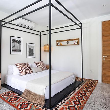 Villa Badoum Guesthouse Canggu Екстериор снимка